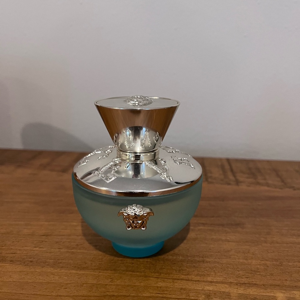 Versace Dylan Turquoise Perfume